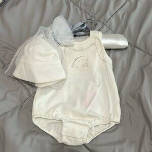 2 piece 0-3 month set